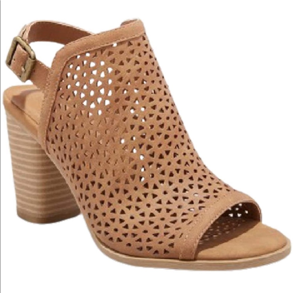 Universal Thread Microsuede Slingback Pumps